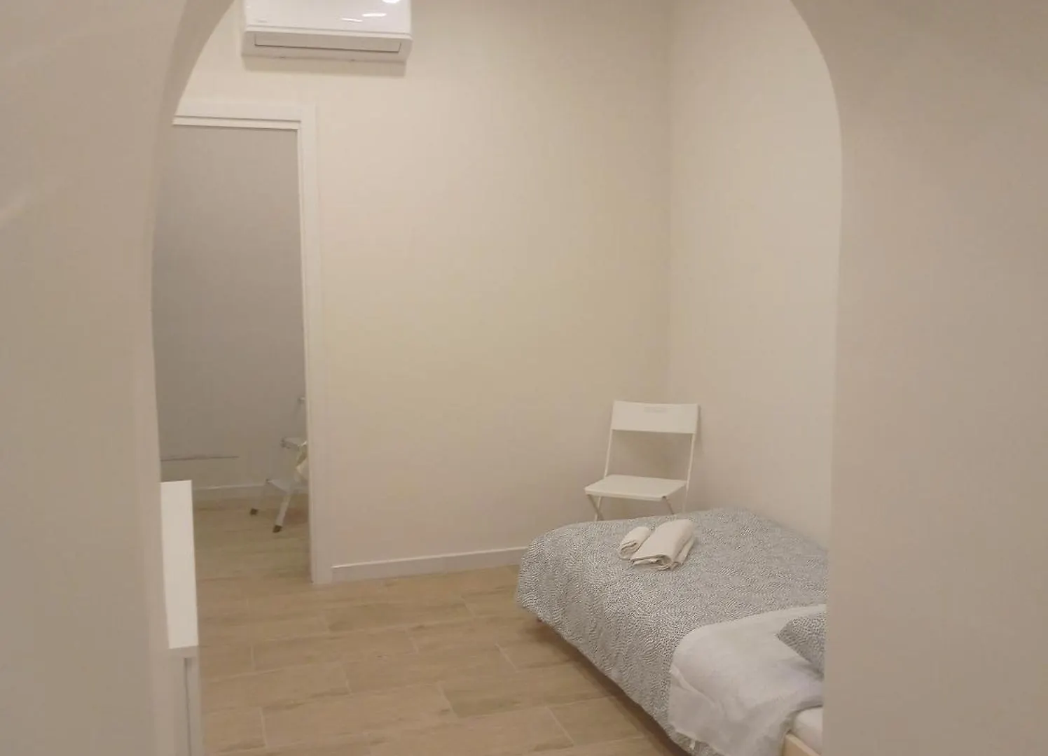 Apartment Duomo Apartament'S Naples Italy